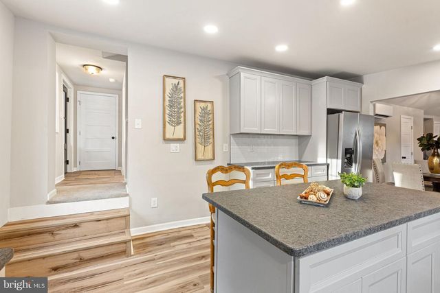 595 CHURCH RD, Sewell, NJ 08080