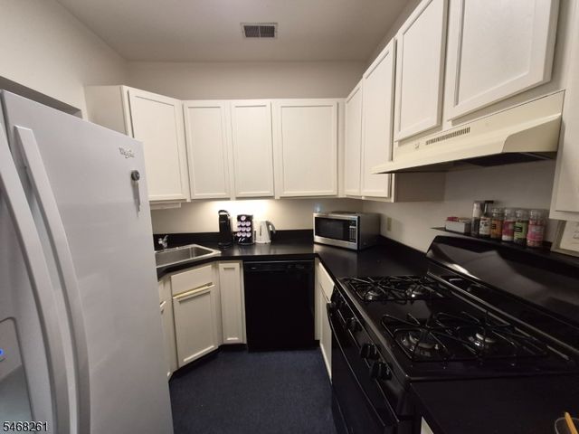 8 W Line Ave, Union Twp., NJ 07088