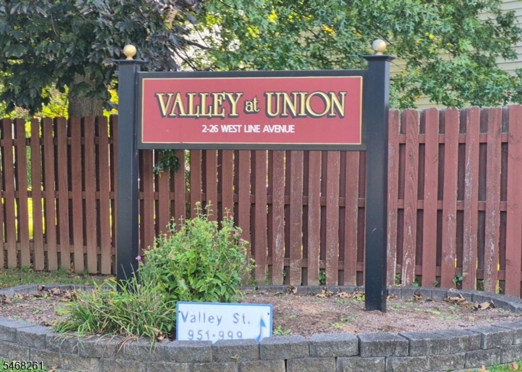 8 W Line Ave, Union Twp., NJ 07088 — photo 2