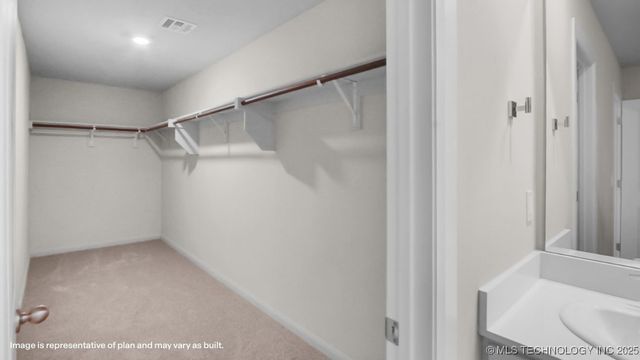 7402 N 154th East Avenue, Owasso, OK 74055