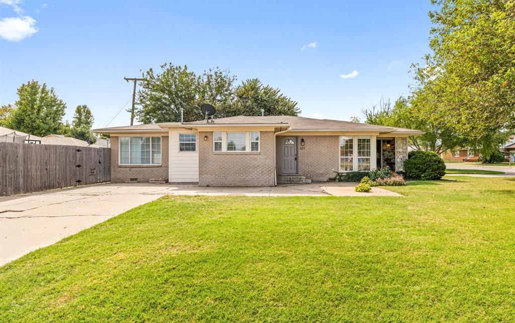 601 Thompson Drive, El Reno, OK 73036