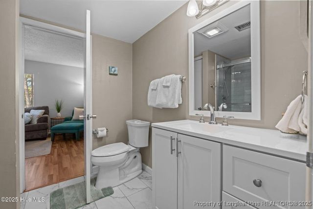 10 Pine Tree Road 211, Southern Pines, NC 28387