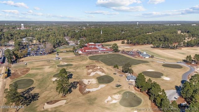 10 Pine Tree Road 211, Southern Pines, NC 28387