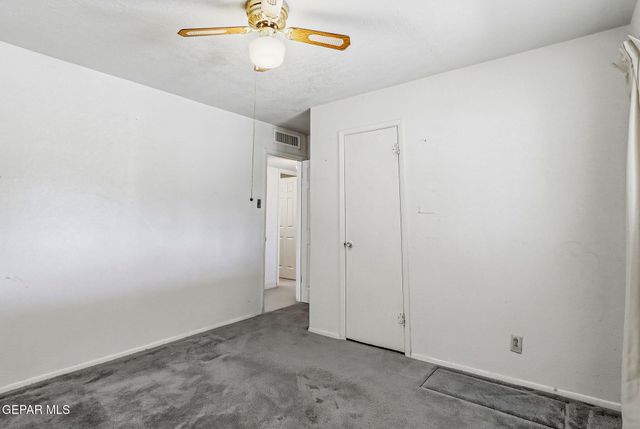 8933 MOUNT RUSHMORE Lane, El Paso, TX 79904