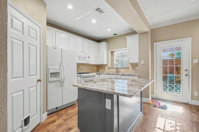18240 Midway Road 1602, Dallas, TX 75287