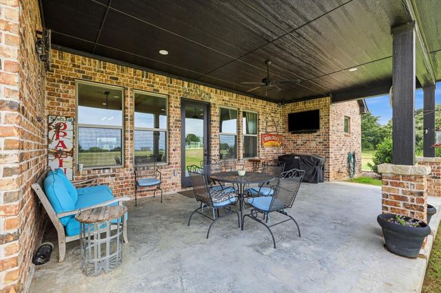 460 Valhalla Court, Gordonville, TX 76245