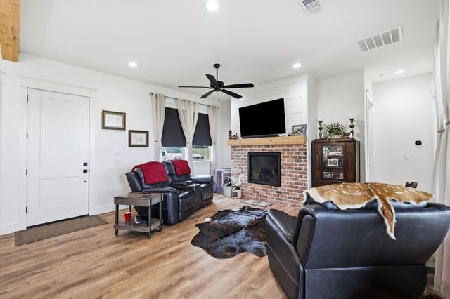 460 Valhalla Court, Gordonville, TX 76245