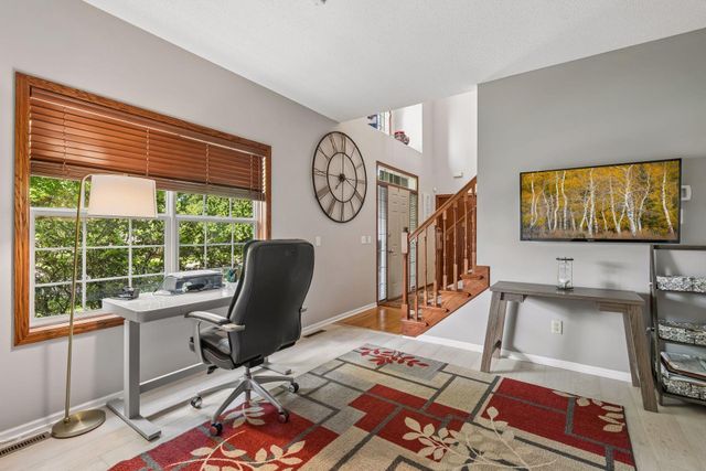 10531 Golden Eagle Trail, Woodbury, MN 55129