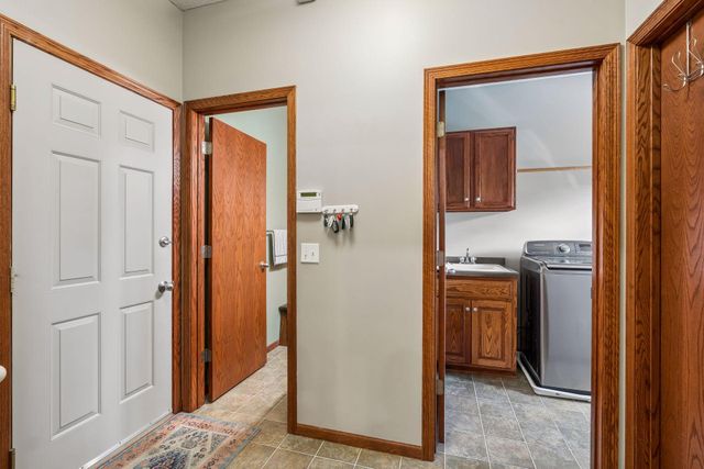 10531 Golden Eagle Trail, Woodbury, MN 55129