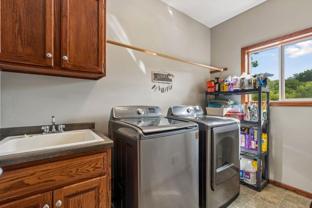 10531 Golden Eagle Trail, Woodbury, MN 55129