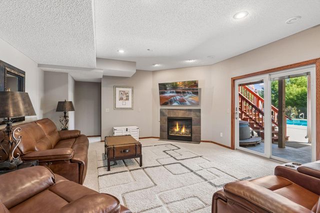 10531 Golden Eagle Trail, Woodbury, MN 55129