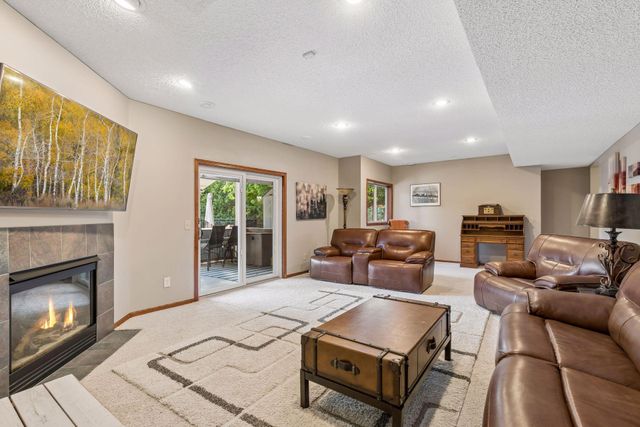 10531 Golden Eagle Trail, Woodbury, MN 55129