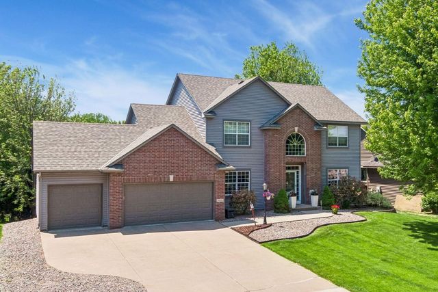 10531 Golden Eagle Trail, Woodbury, MN 55129