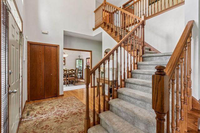 10531 Golden Eagle Trail, Woodbury, MN 55129