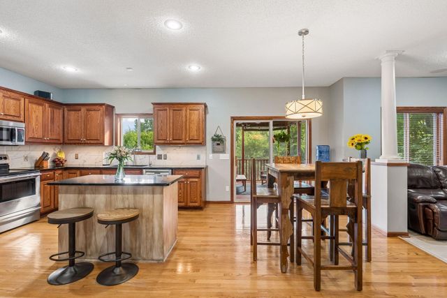 10531 Golden Eagle Trail, Woodbury, MN 55129