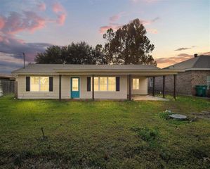 316 Arabie Street, Lake Charles, LA 70607