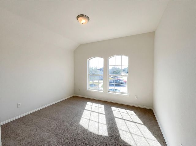 200 Rippling Creek Lane, Alvin, TX 77511