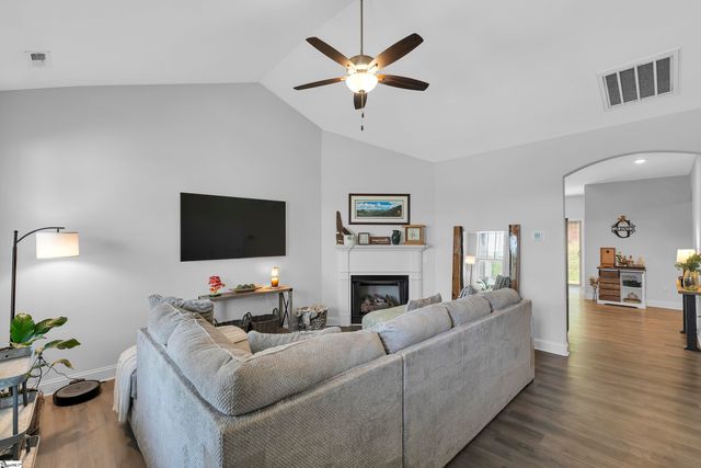 122 River Trace Loop, Simpsonville, SC 29680