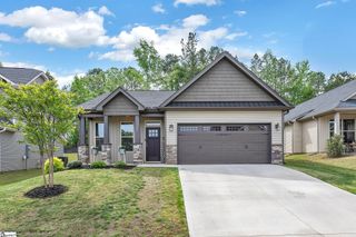 122 River Trace Loop, Simpsonville, SC 29680