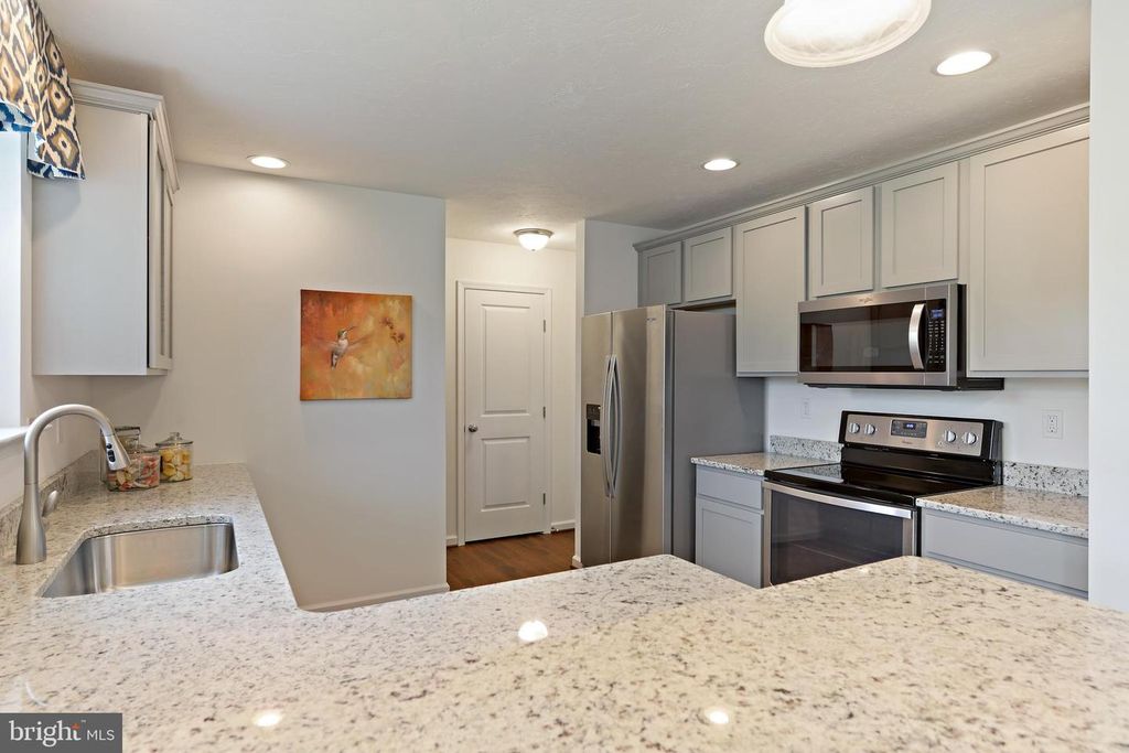 440 RIPPLE DR #52, Hanover, PA 17331