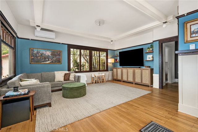 774 Gladys, Long Beach, CA 90804