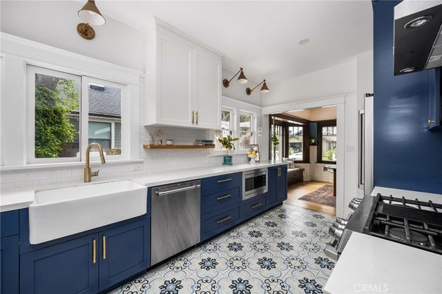 774 Gladys, Long Beach, CA 90804