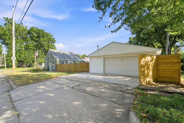 1348 57th Street, Des Moines, IA 50311
