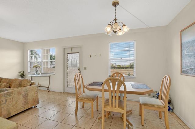 3025 Guildford B 3025, Boca Raton, FL 33434
