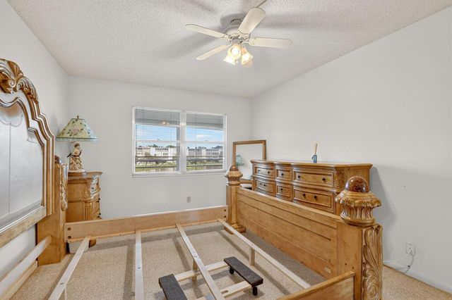 3025 Guildford B 3025, Boca Raton, FL 33434