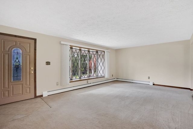 47 Americo St, Ludlow, MA 01056