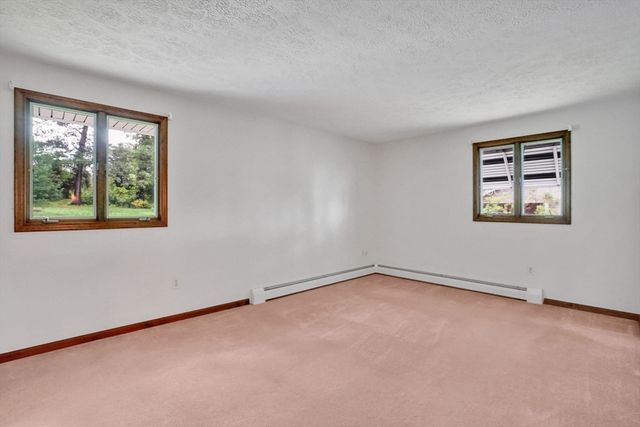 47 Americo St, Ludlow, MA 01056