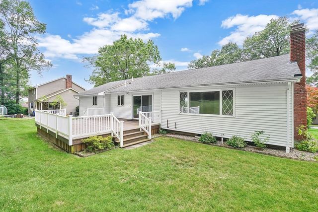 47 Americo St, Ludlow, MA 01056