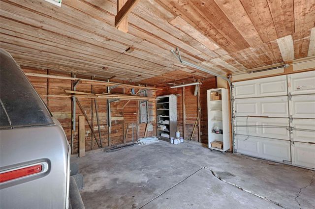 350 N Madison ST, La Grange, TX 78945