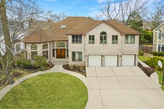 2410 Halina Drive, Glenview, IL 60026