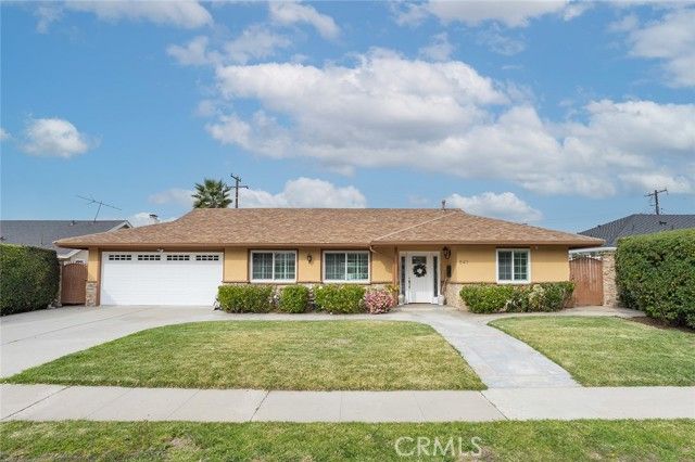 841 Rolling Hills, Fullerton, CA 92835