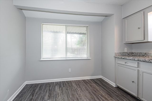 5106 Tavenor Lane, Houston, TX 77048