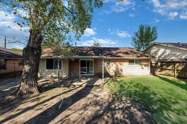 5106 Tavenor Lane, Houston, TX 77048