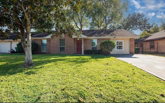 5106 Tavenor Lane, Houston, TX 77048