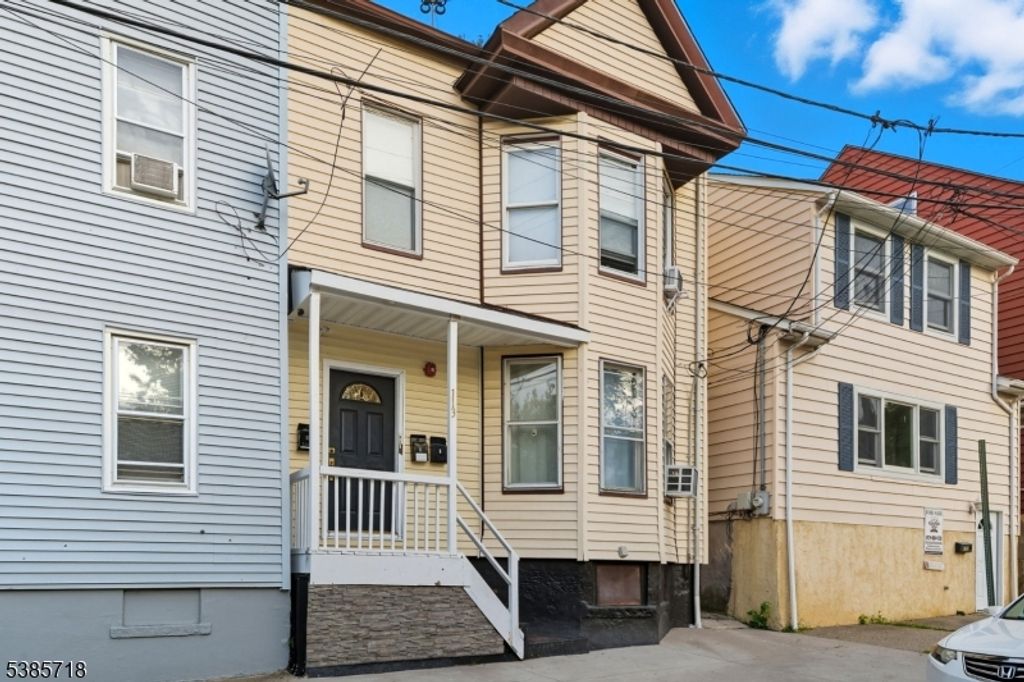 113 Turner St, Paterson City, NJ 07501