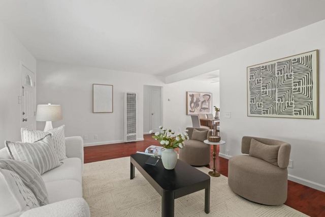 919 6th Avenue, Redwood City, CA 94063