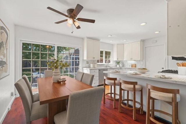 919 6th Avenue, Redwood City, CA 94063