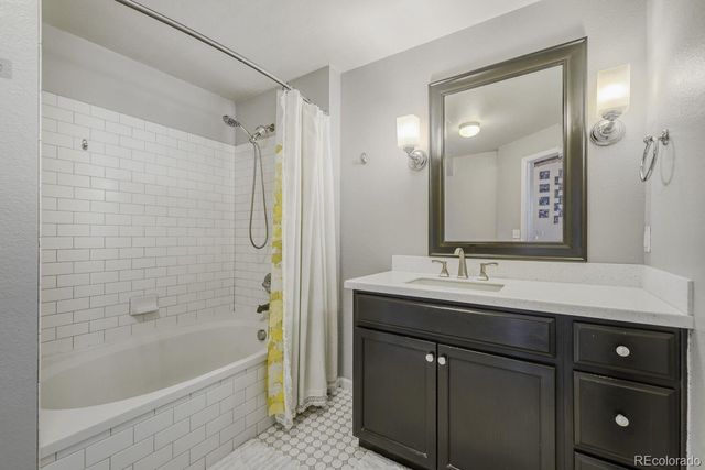 9481 E Mansfield Avenue 303, Aurora, CO 80014