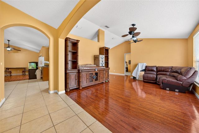 300 VIKING ST NE, Palm Bay, FL 32907