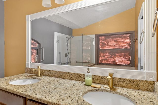 300 VIKING ST NE, Palm Bay, FL 32907