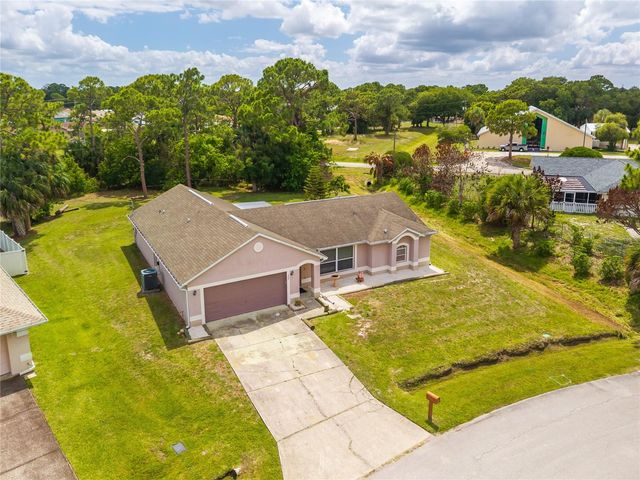 300 VIKING ST NE, Palm Bay, FL 32907