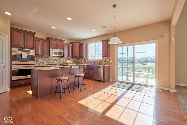 13071 Knights Way, Fishers, IN 46037