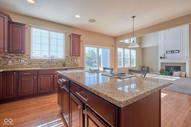 13071 Knights Way, Fishers, IN 46037