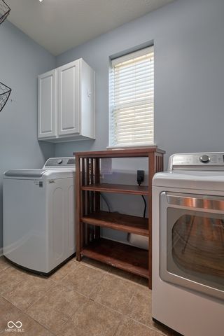 13071 Knights Way, Fishers, IN 46037