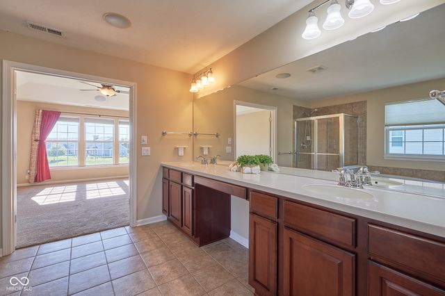 13071 Knights Way, Fishers, IN 46037