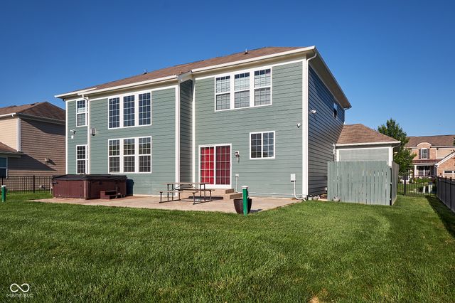 13071 Knights Way, Fishers, IN 46037